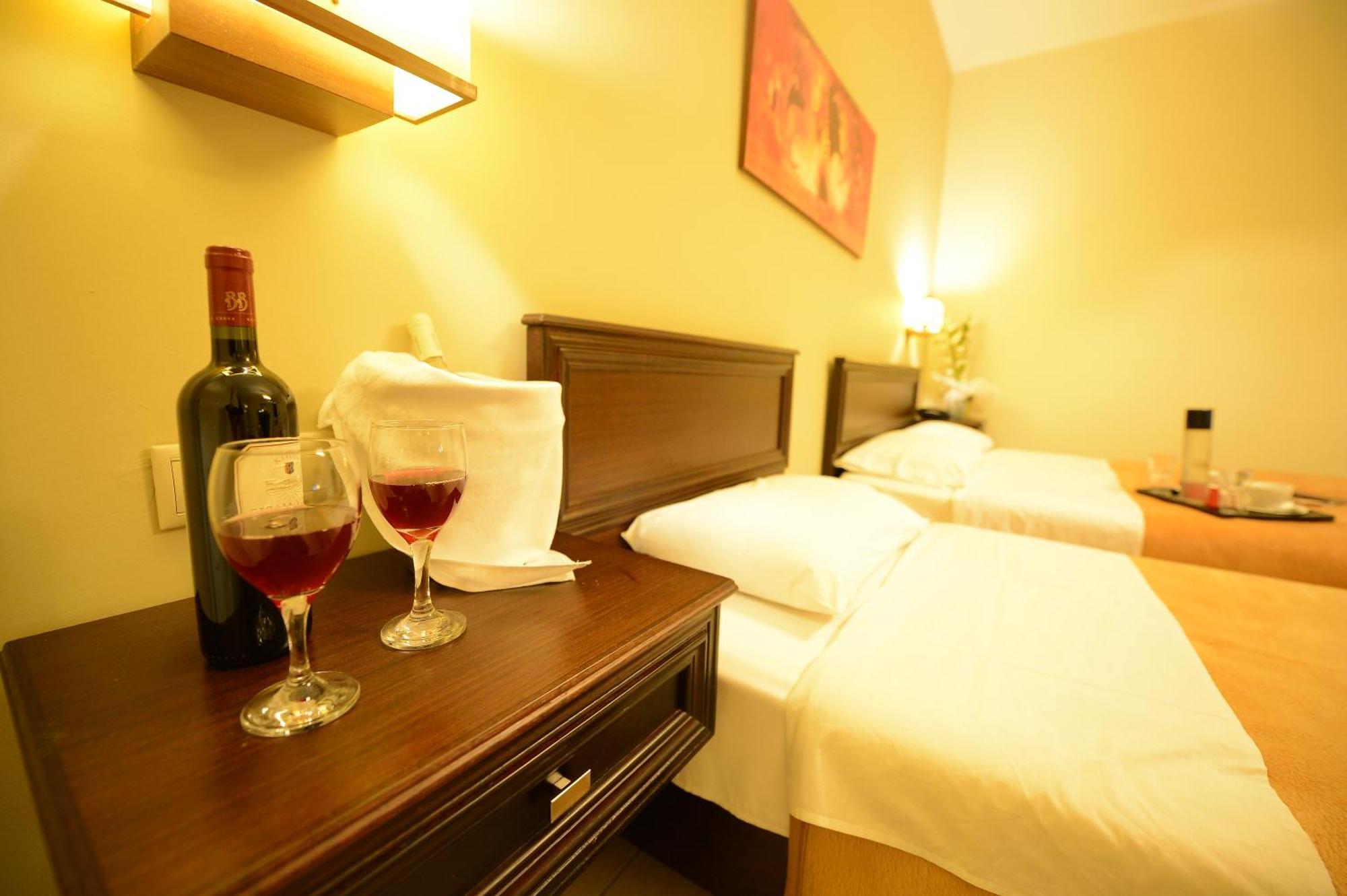 Central Hotel Паралия-Катерини Экстерьер фото